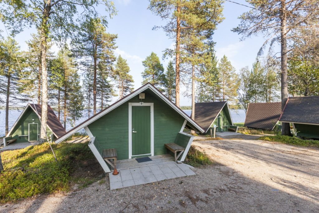 Leirintämökit